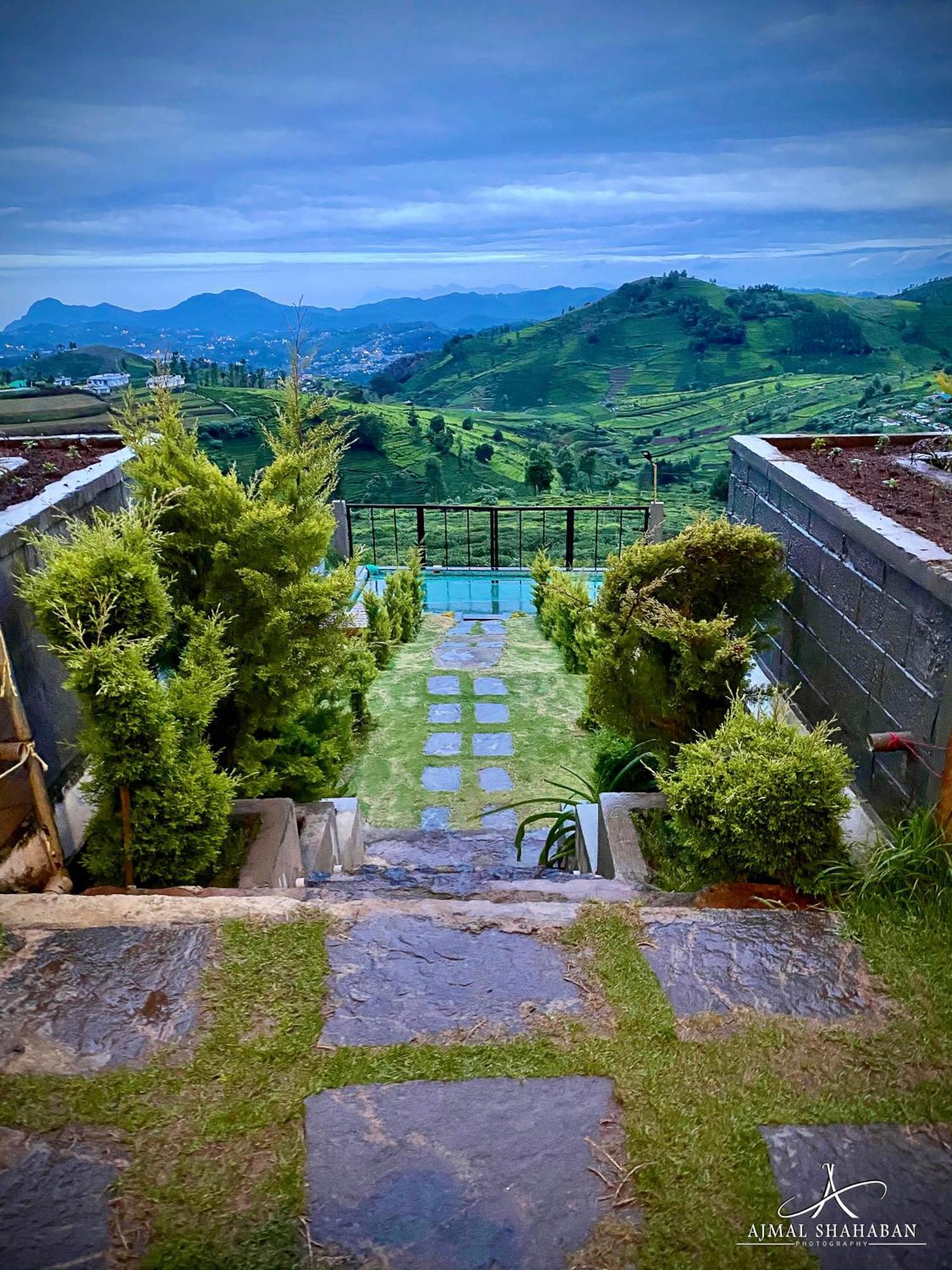 Mountain Trails Hotel Ooty Ngoại thất bức ảnh
